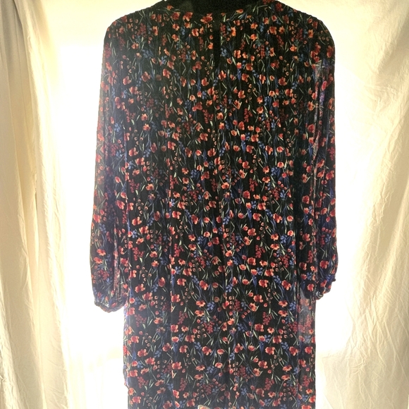 Pretty Pleated Floral Shift Dress EUC ❤️ - Picture 6 of 7